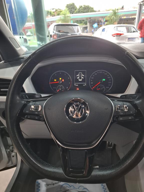 VOLKSWAGEN T-Cross - Foto
