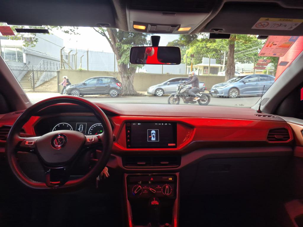 VOLKSWAGEN T-Cross - Foto