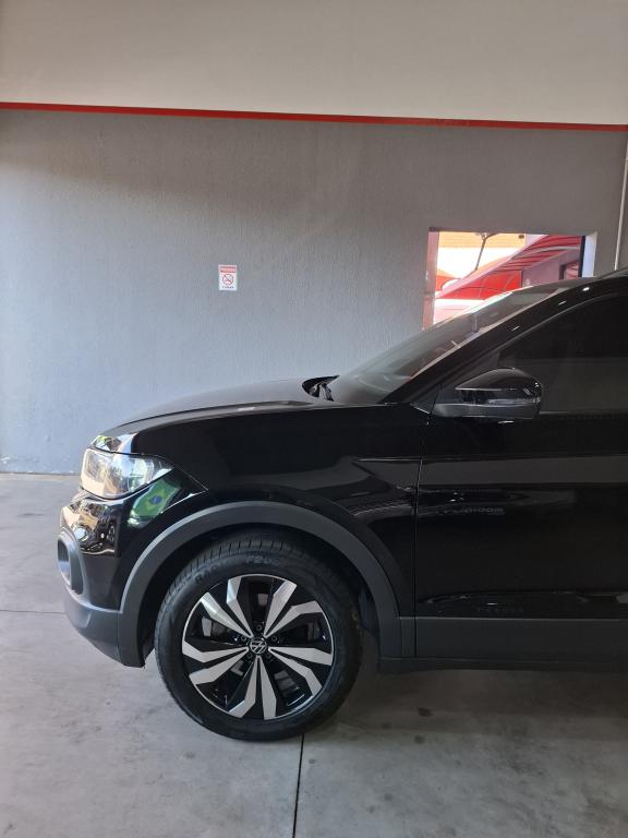 VOLKSWAGEN T-Cross - Foto