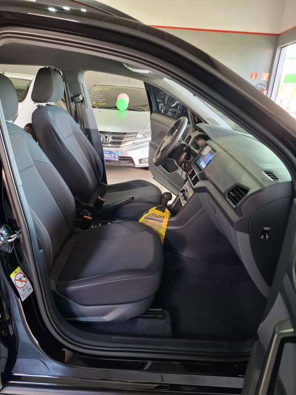 VOLKSWAGEN T-Cross - Foto