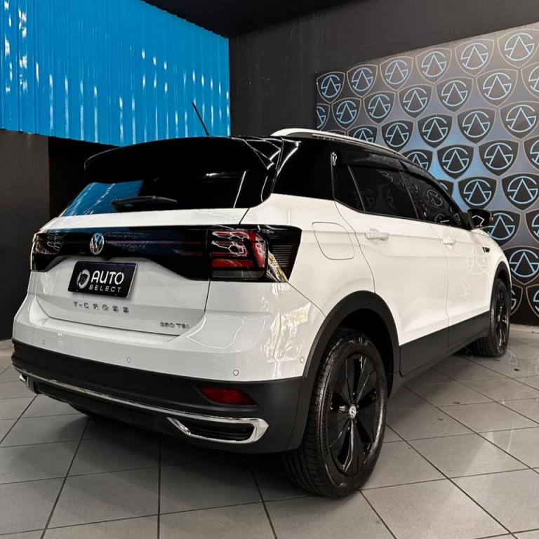 VOLKSWAGEN T-Cross - Foto