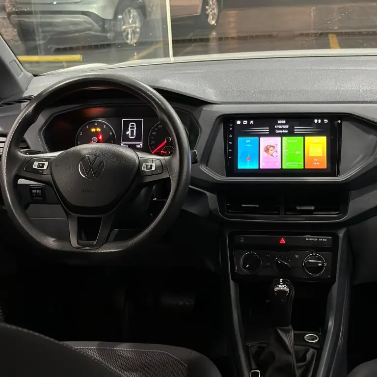 VOLKSWAGEN T-Cross - Foto