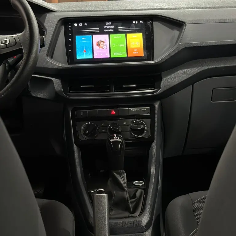 VOLKSWAGEN T-Cross - Foto