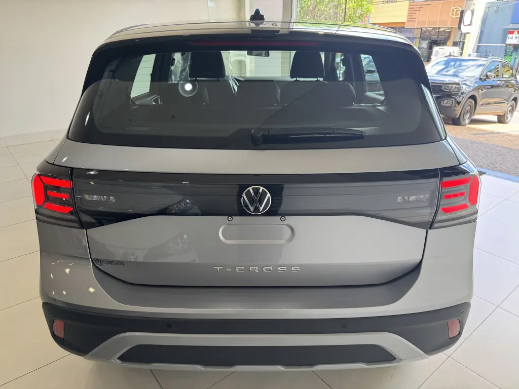 VOLKSWAGEN T-Cross - Foto