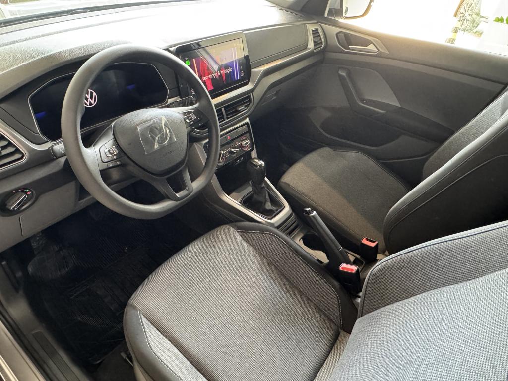 VOLKSWAGEN T-Cross - Foto