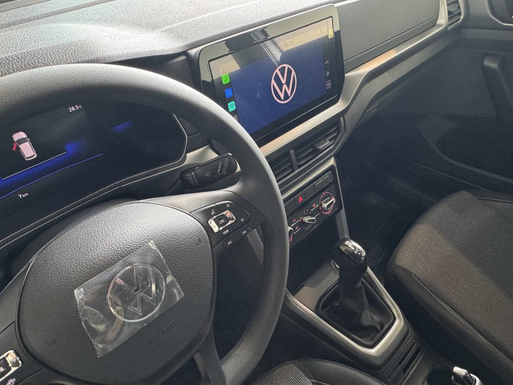 VOLKSWAGEN T-Cross - Foto