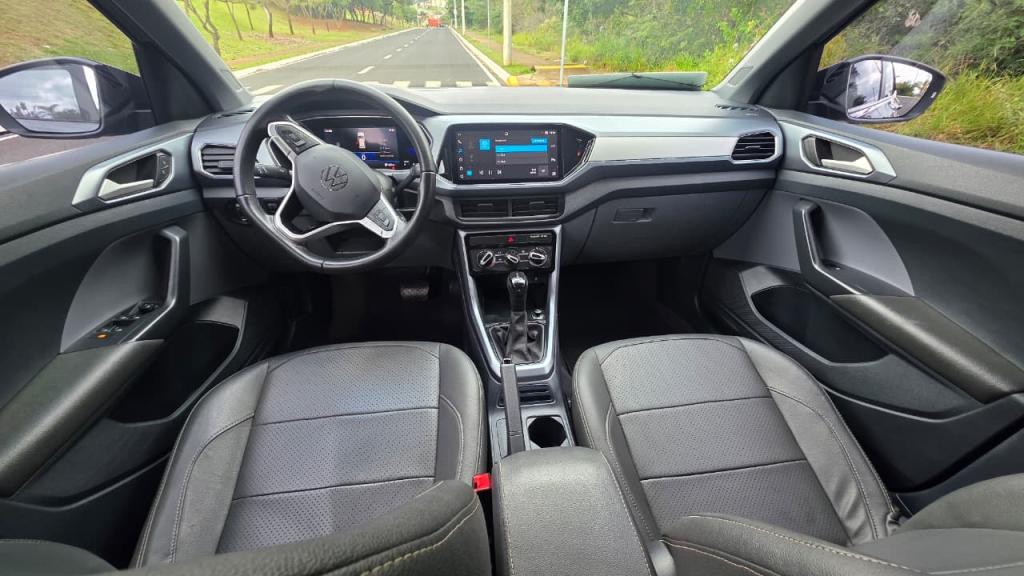VOLKSWAGEN T-Cross - Foto
