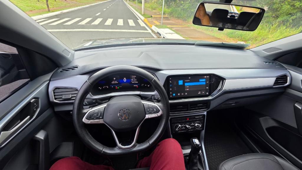 VOLKSWAGEN T-Cross - Foto