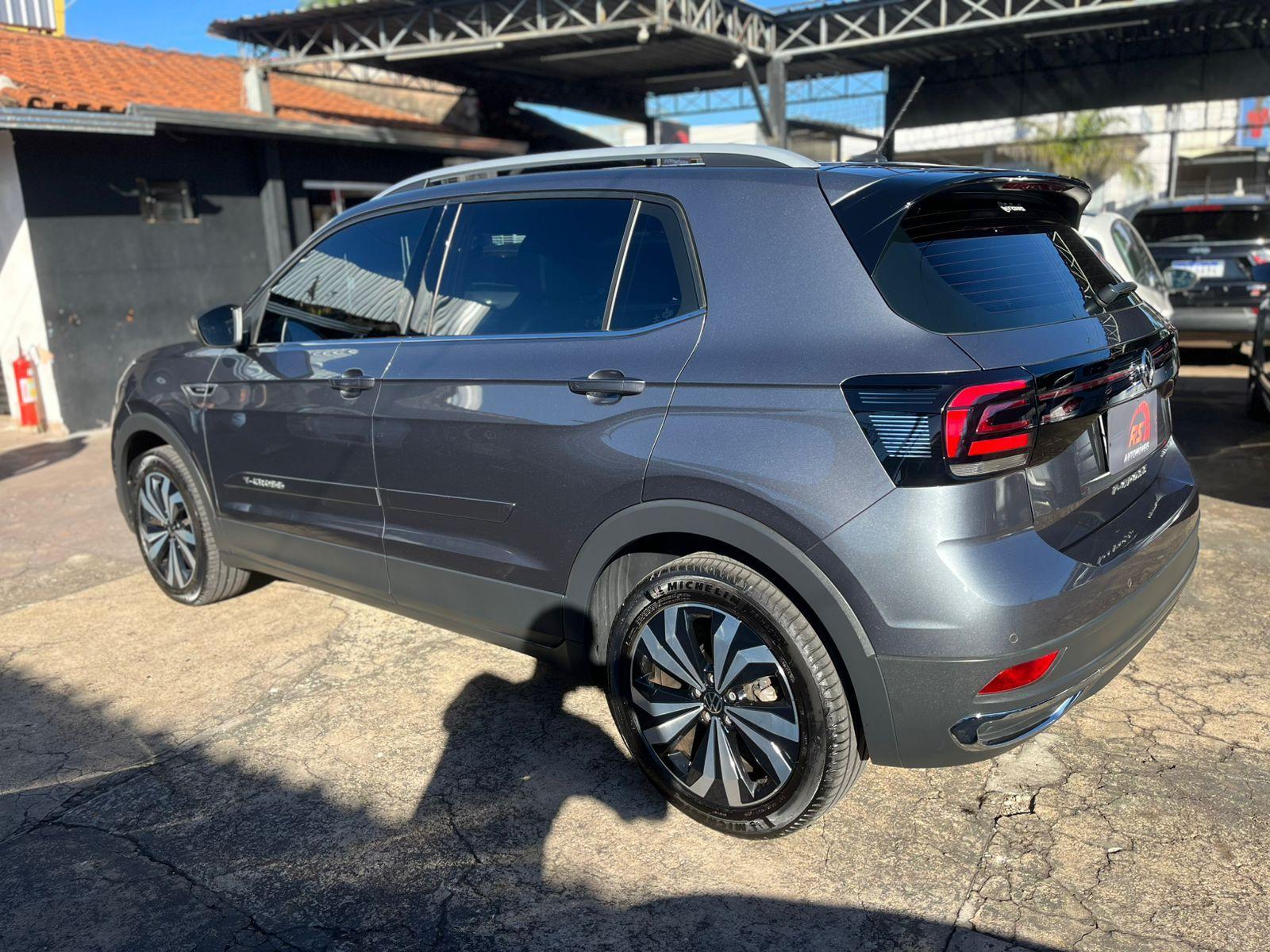 VOLKSWAGEN T-Cross - Foto