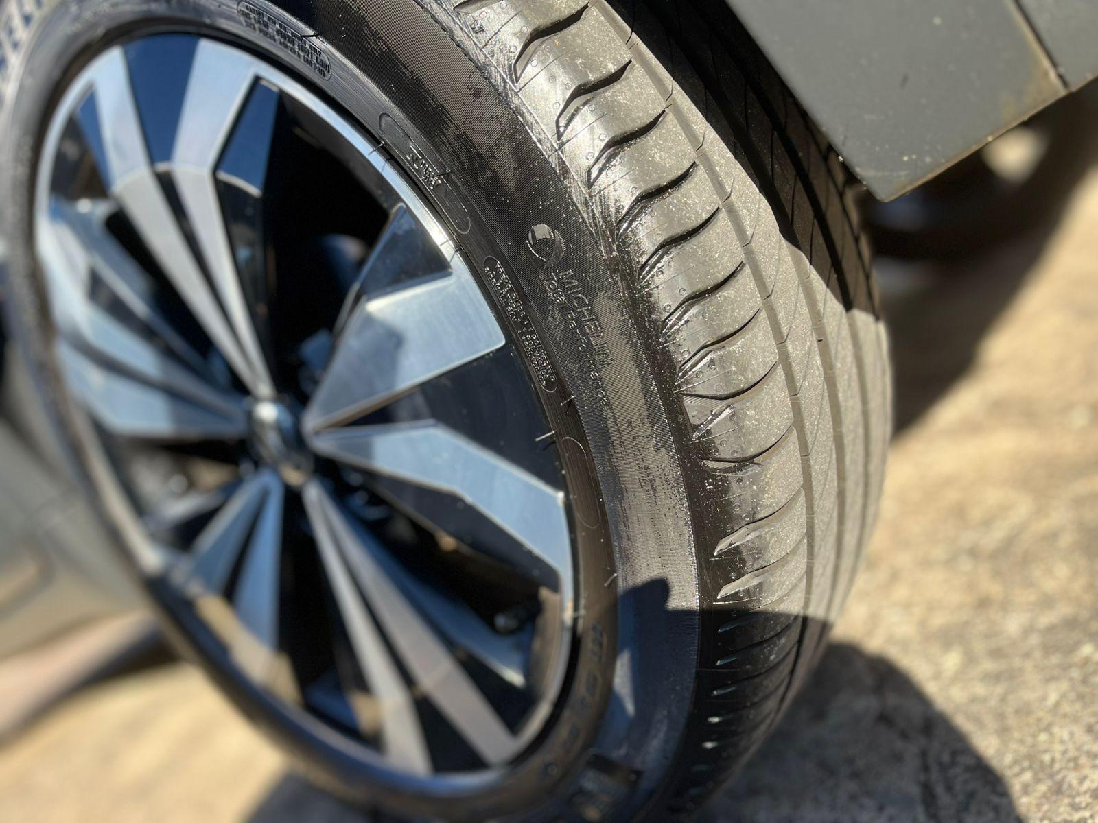 VOLKSWAGEN T-Cross - Foto