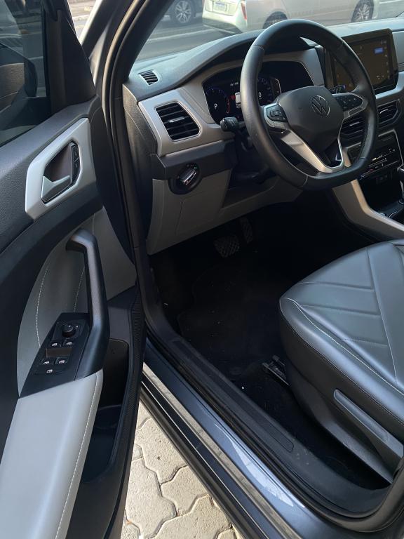VOLKSWAGEN T-Cross - Foto