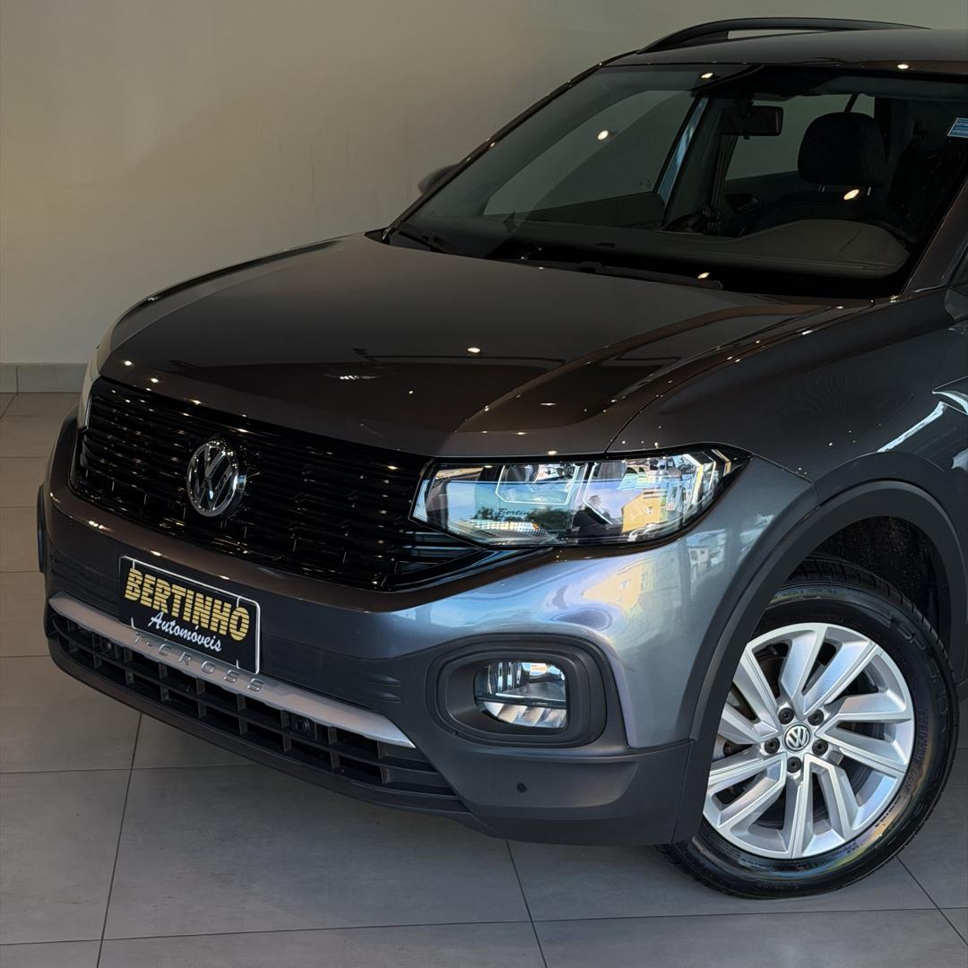VOLKSWAGEN T-Cross - Foto