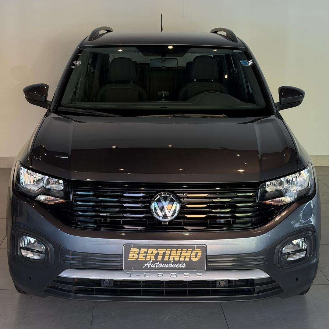 VOLKSWAGEN T-Cross - Foto