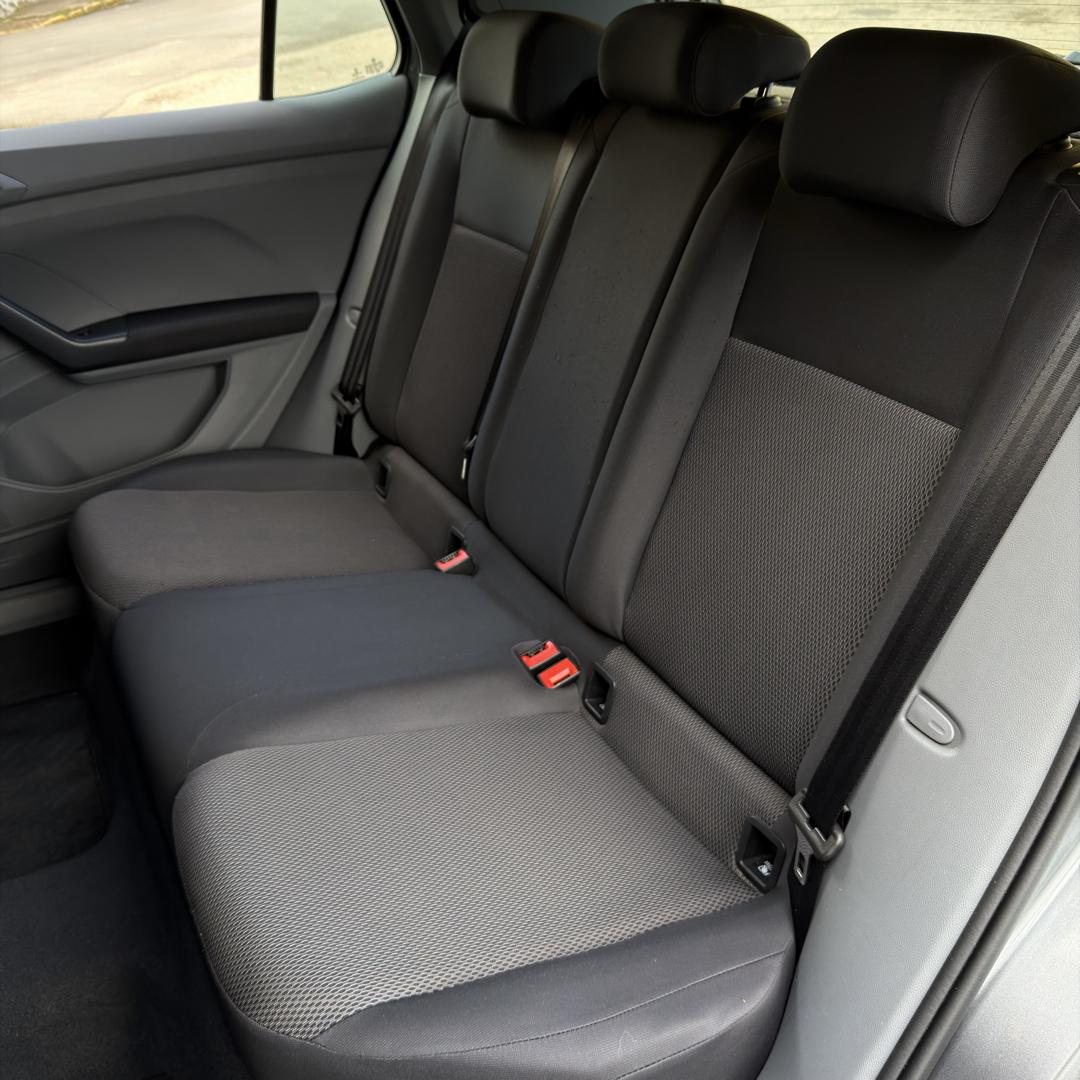 VOLKSWAGEN T-Cross - Foto