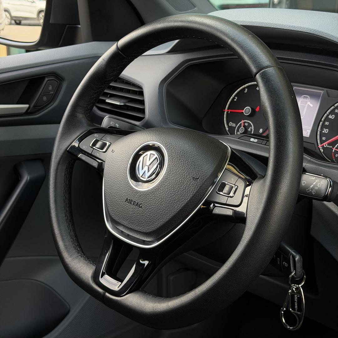 VOLKSWAGEN T-Cross - Foto
