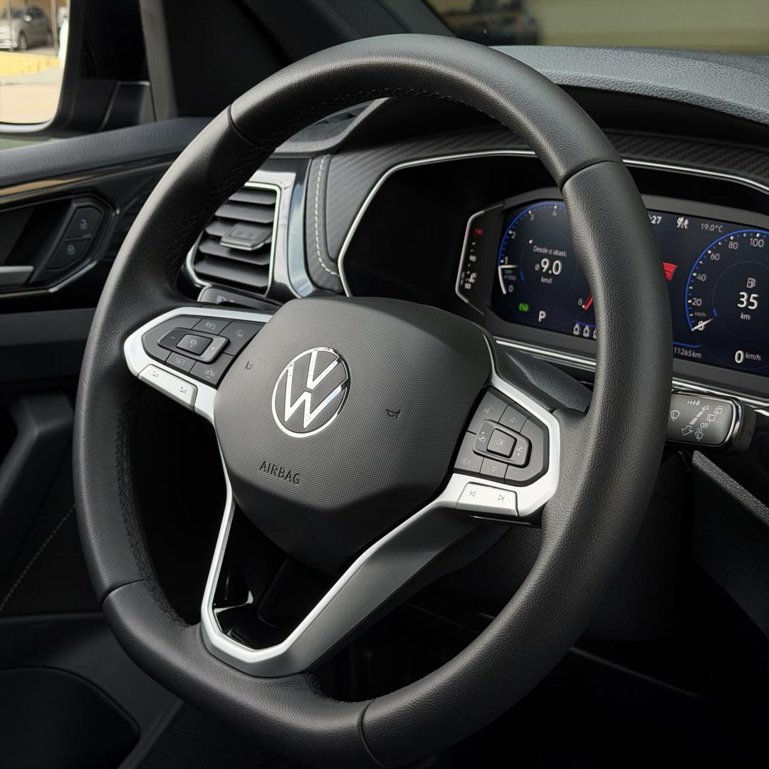 VOLKSWAGEN T-Cross - Foto