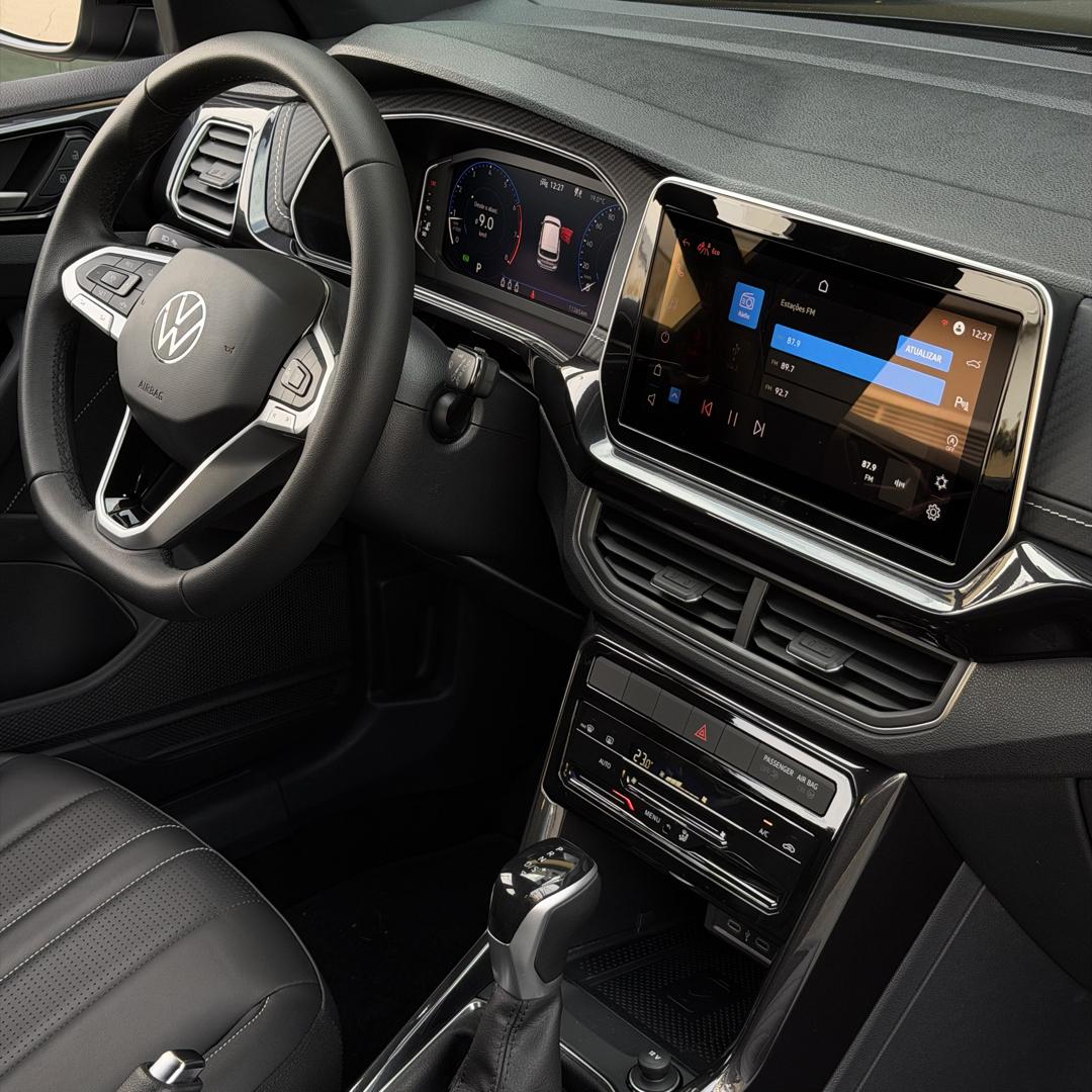 VOLKSWAGEN T-Cross - Foto