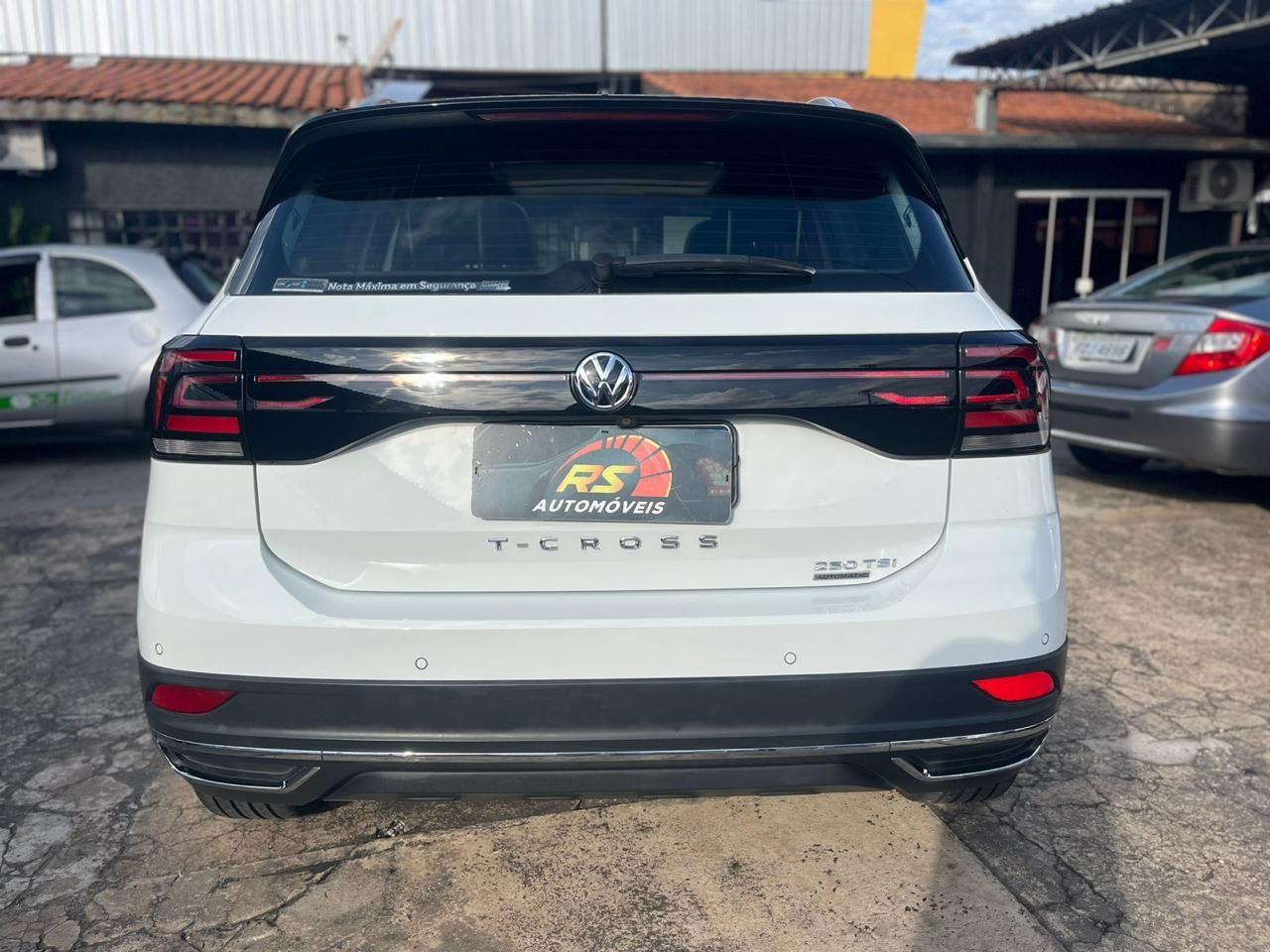VOLKSWAGEN T-Cross - Foto