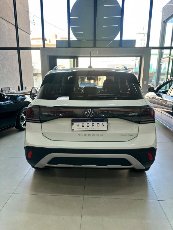 VOLKSWAGEN T-Cross - Foto