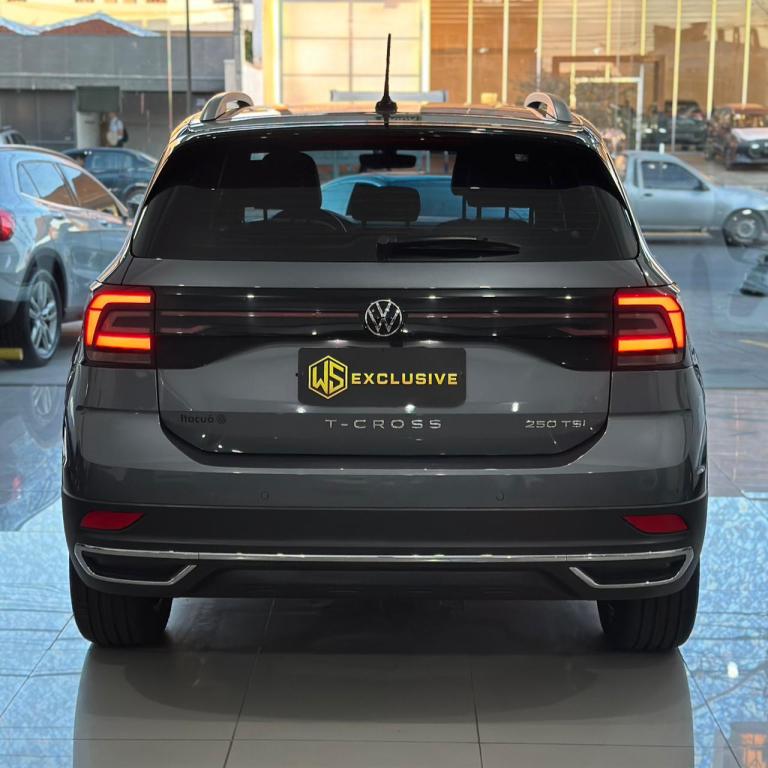 VOLKSWAGEN T-Cross - Foto