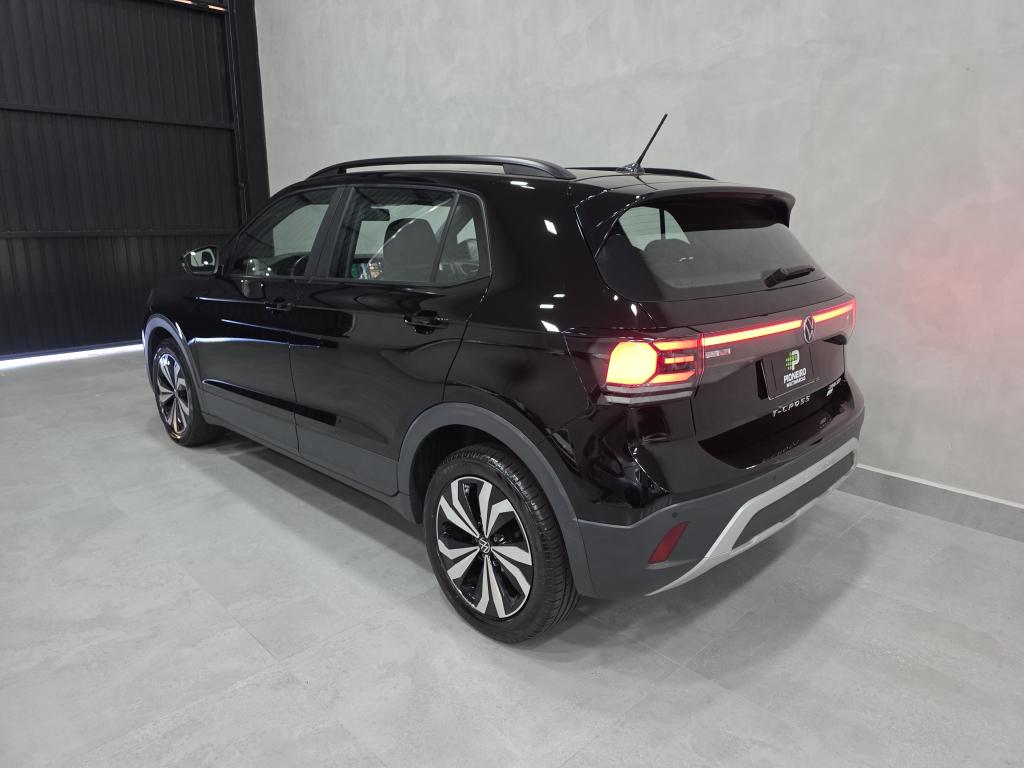 VOLKSWAGEN T-Cross - Foto