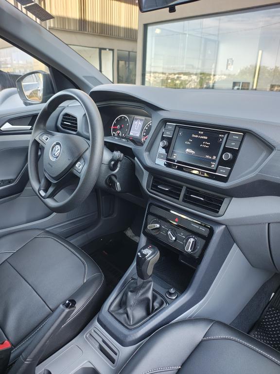 VOLKSWAGEN T-Cross - Foto