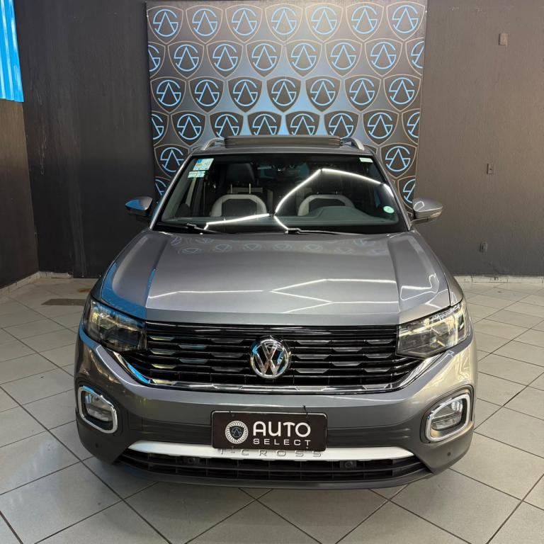 VOLKSWAGEN T-Cross - Foto