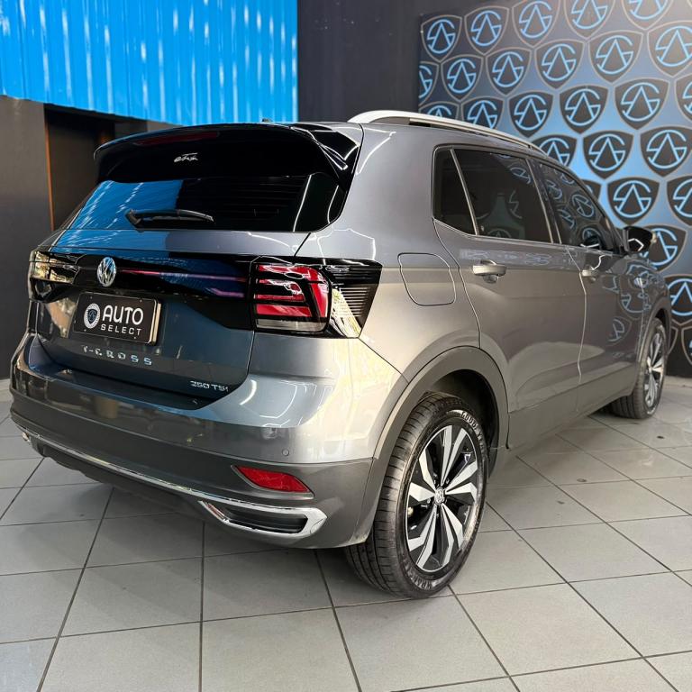 VOLKSWAGEN T-Cross - Foto