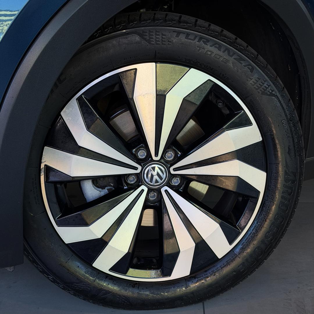 VOLKSWAGEN T-Cross - Foto