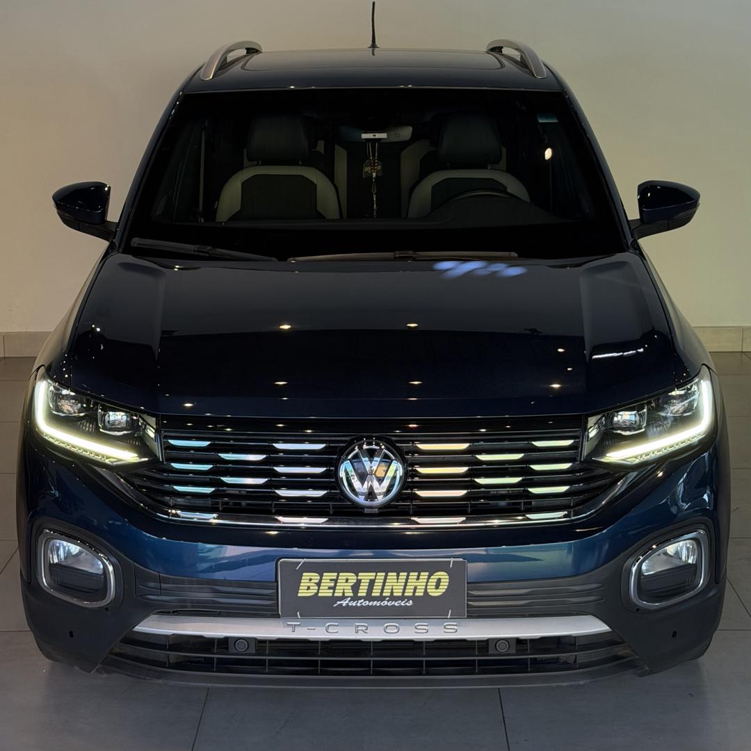 VOLKSWAGEN T-Cross - Foto