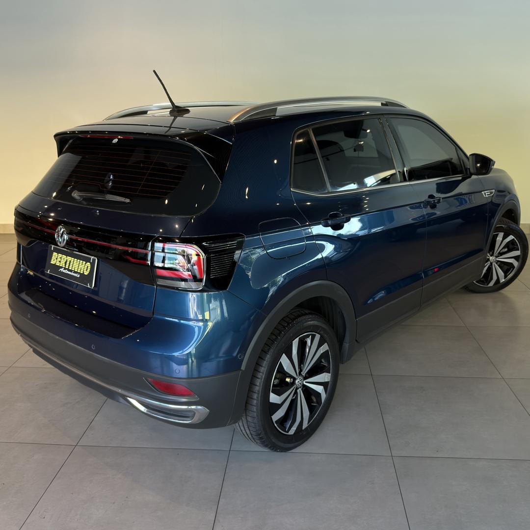 VOLKSWAGEN T-Cross - Foto