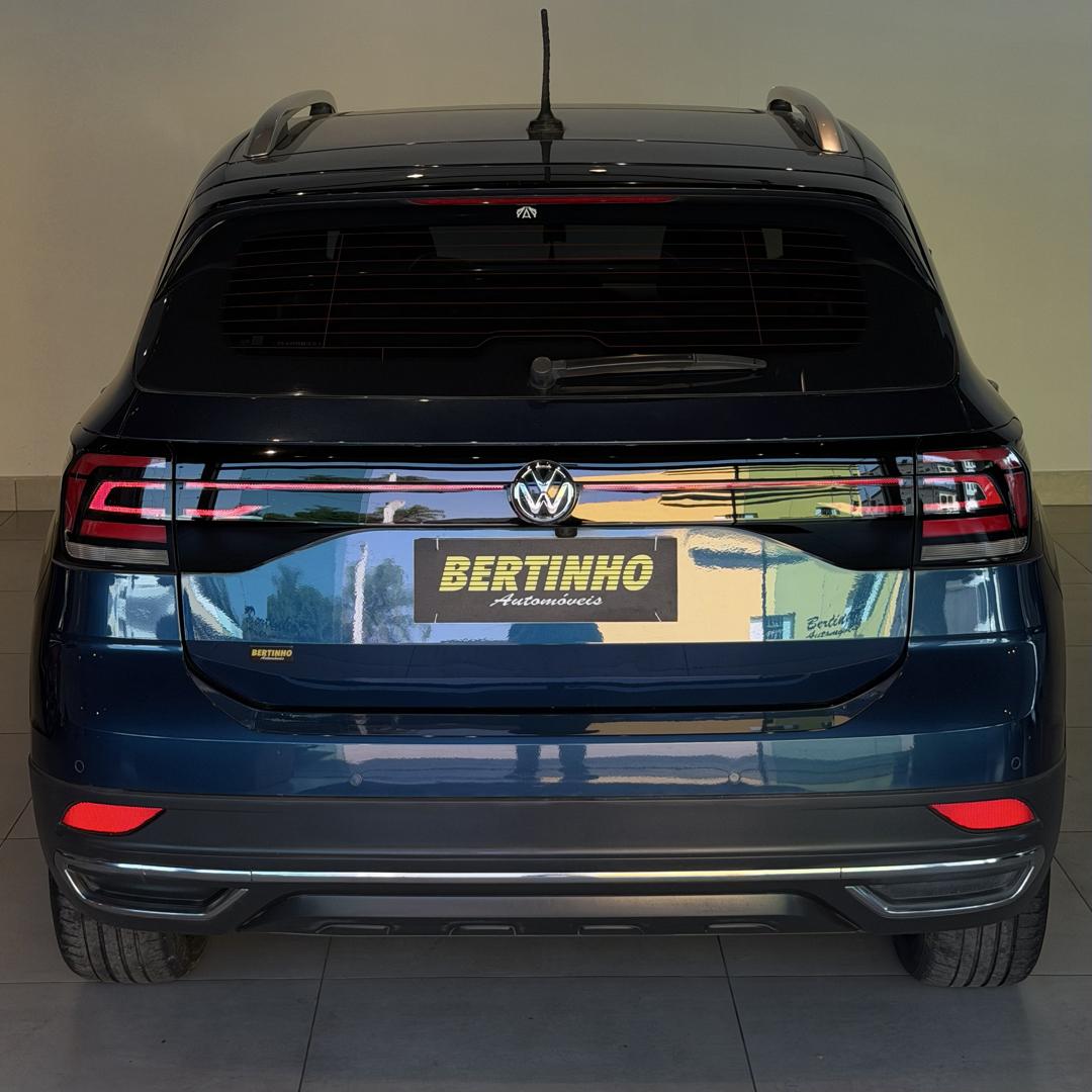 VOLKSWAGEN T-Cross - Foto