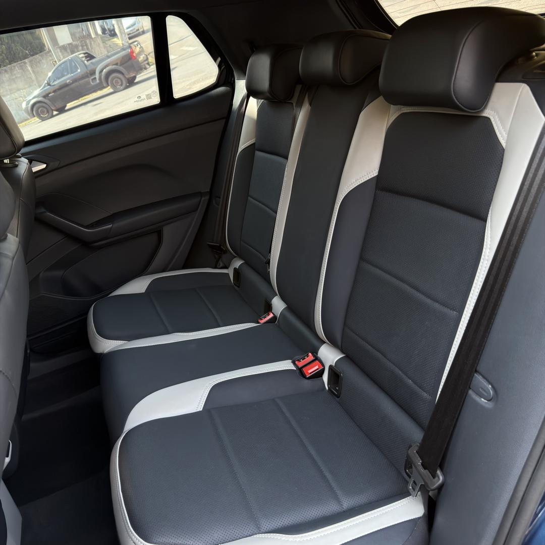 VOLKSWAGEN T-Cross - Foto