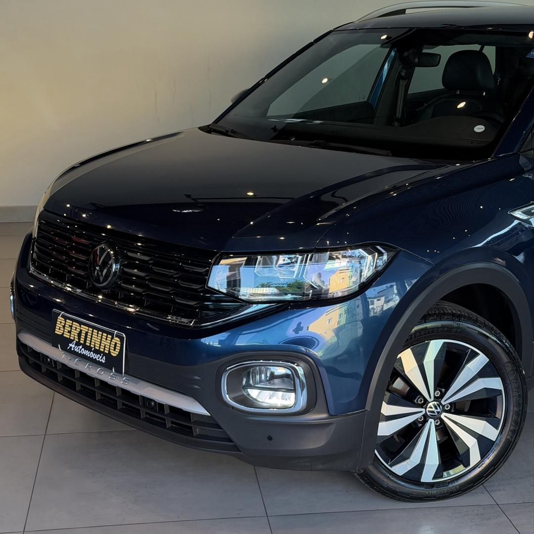 VOLKSWAGEN T-Cross - Foto