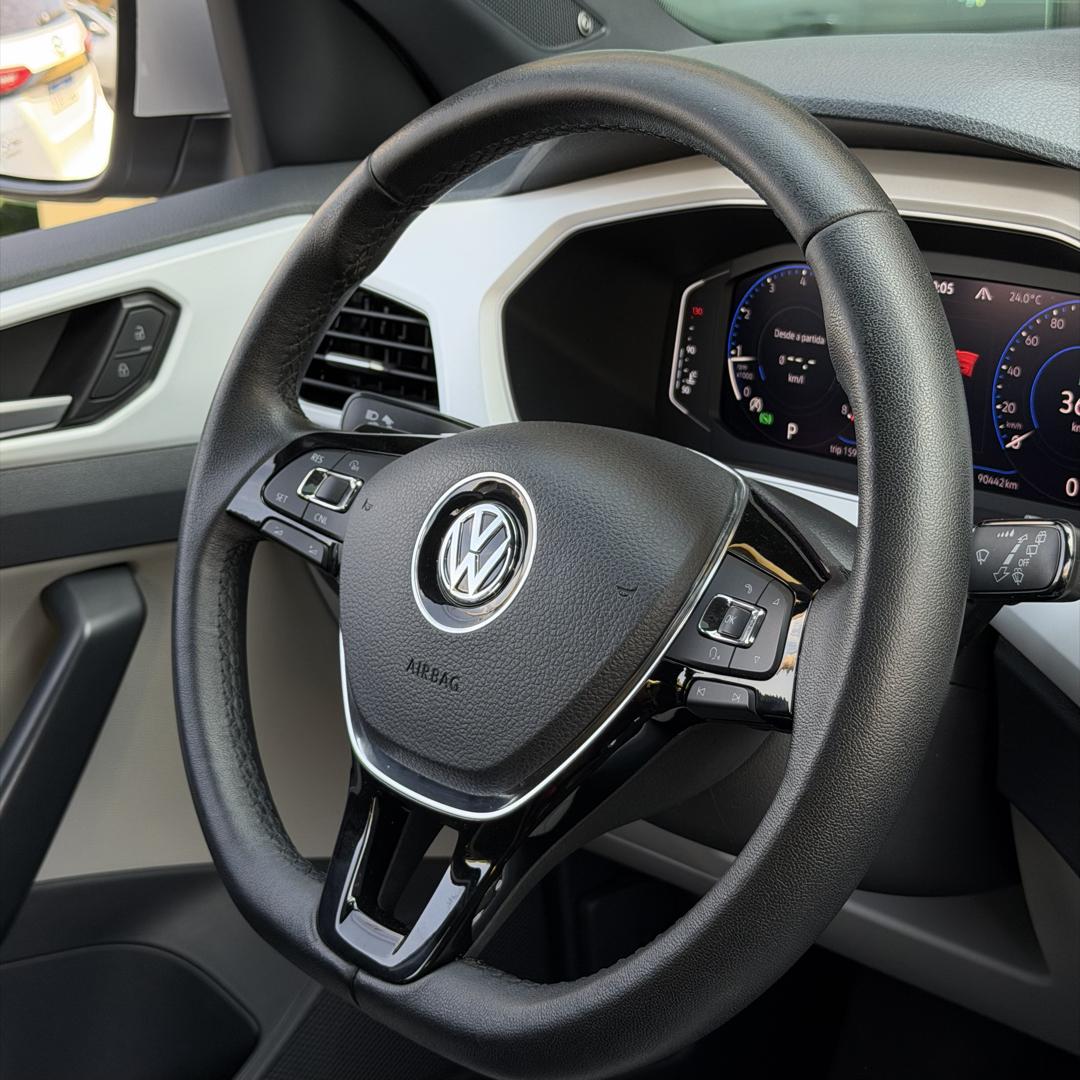 VOLKSWAGEN T-Cross - Foto