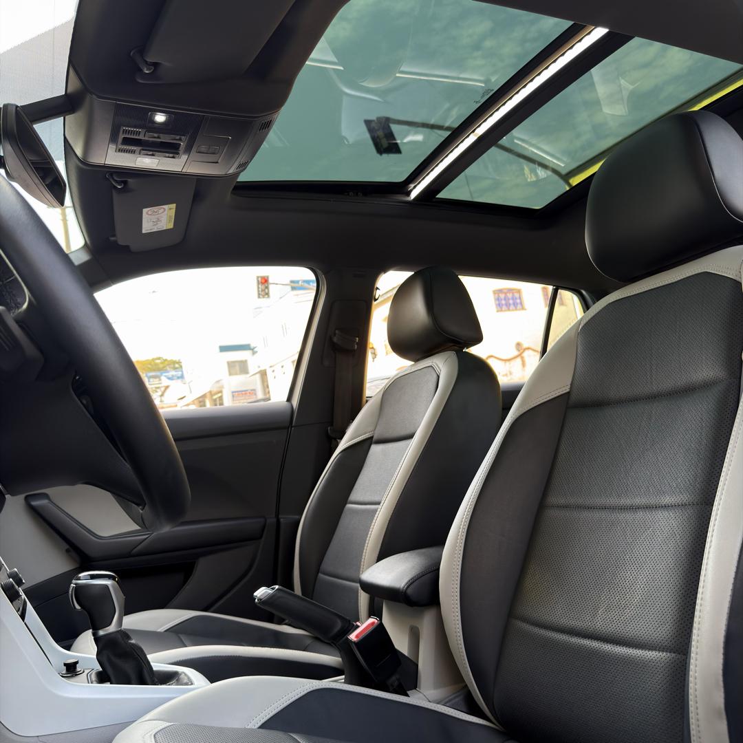 VOLKSWAGEN T-Cross - Foto