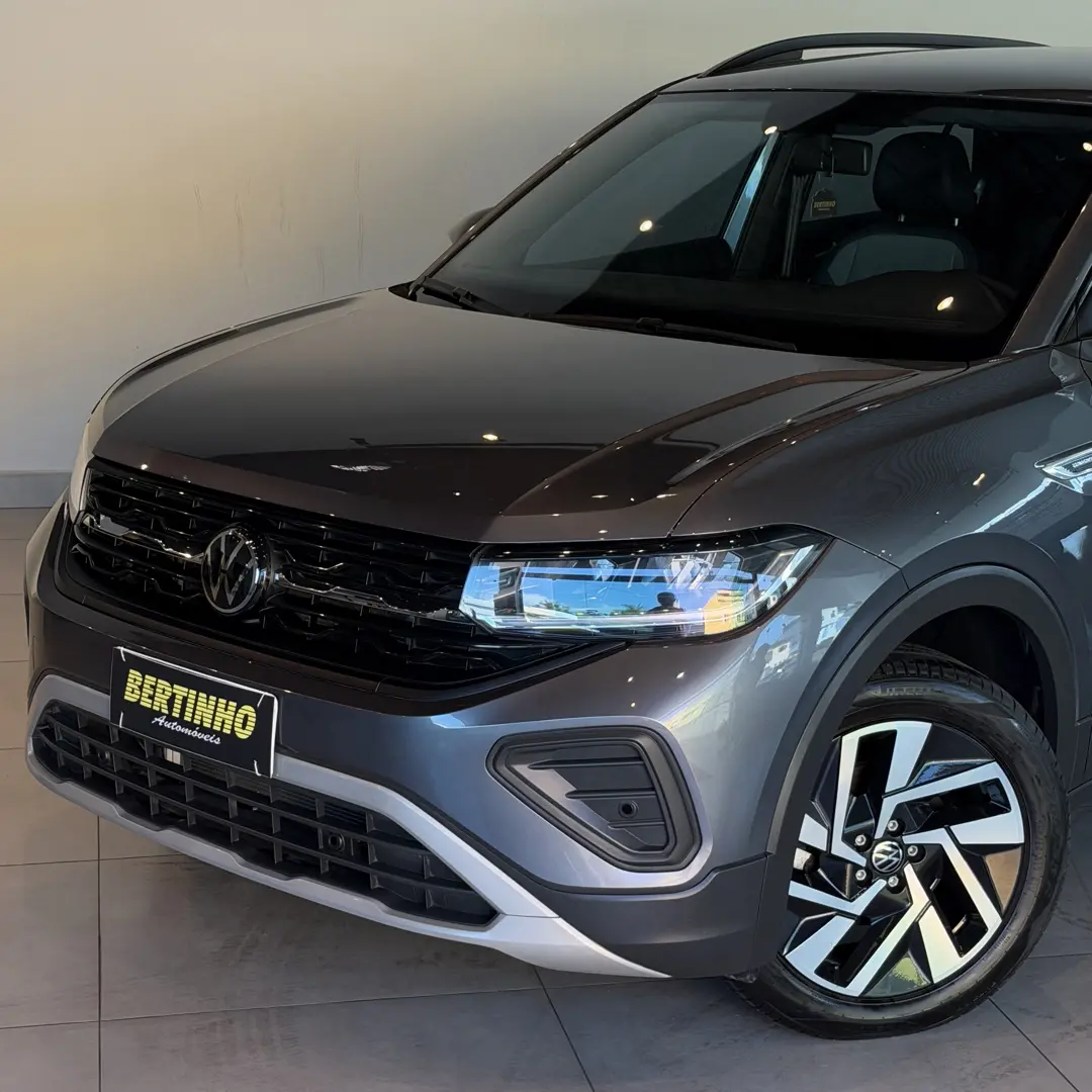 VOLKSWAGEN T-Cross - Foto
