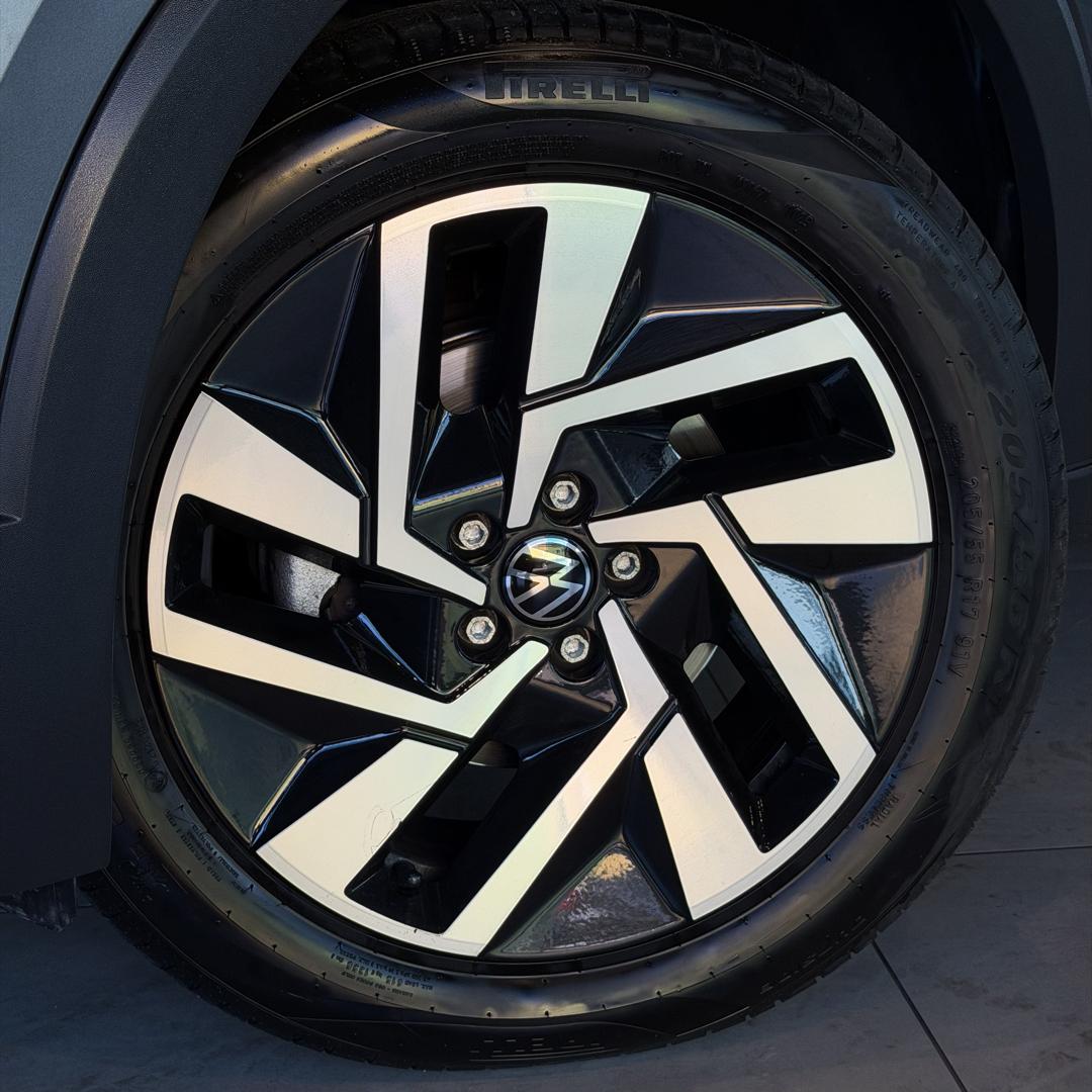 VOLKSWAGEN T-Cross - Foto