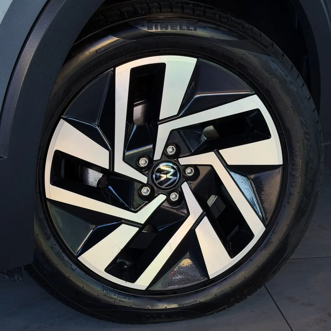VOLKSWAGEN T-Cross - Foto