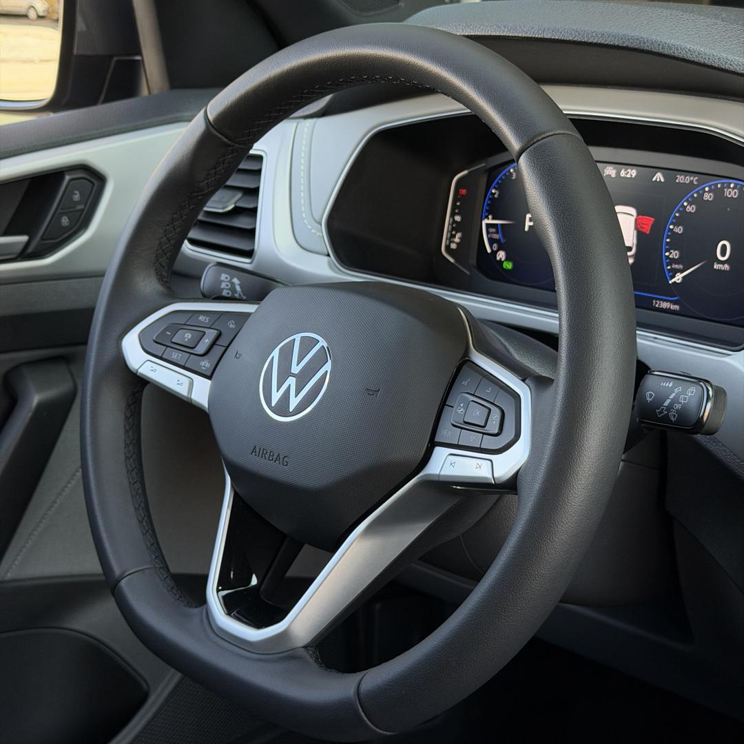 VOLKSWAGEN T-Cross - Foto