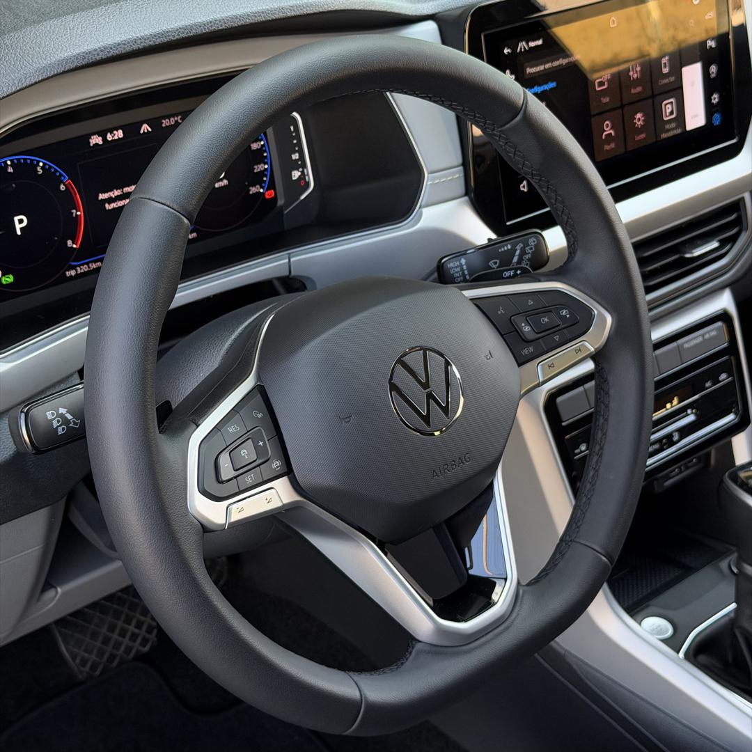 VOLKSWAGEN T-Cross - Foto