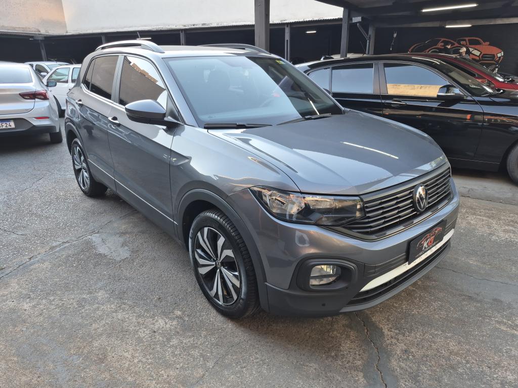 VOLKSWAGEN T-Cross - Foto