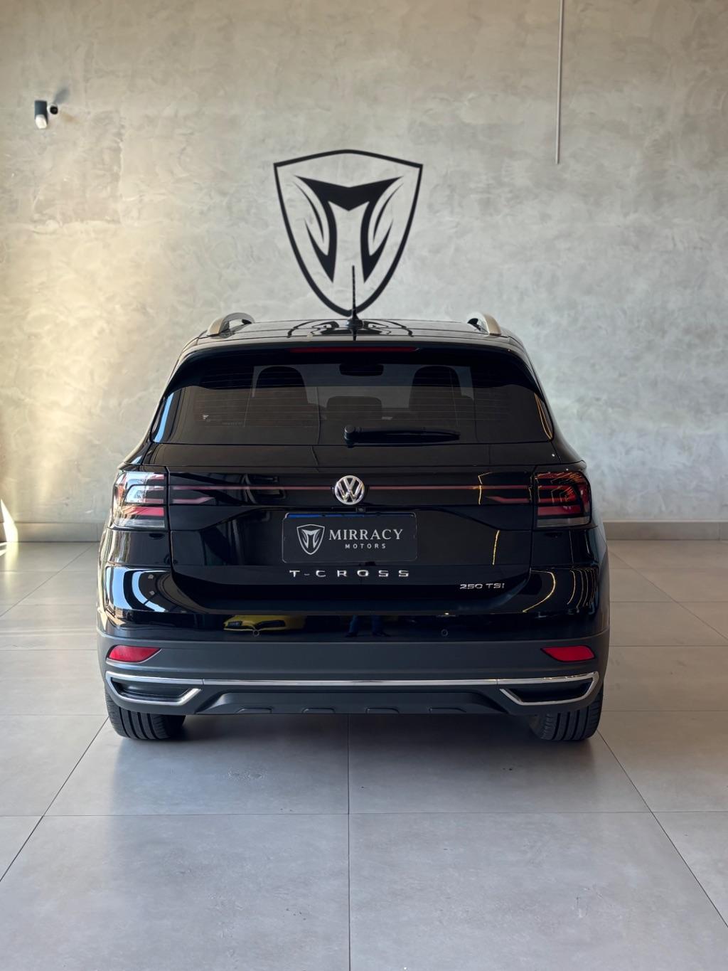 VOLKSWAGEN T-Cross - Foto