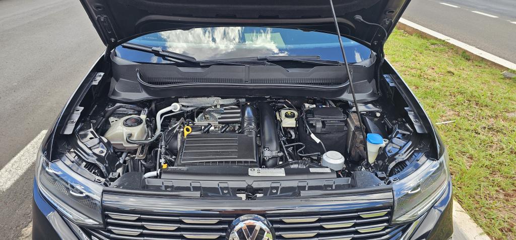 VOLKSWAGEN T-Cross - Foto