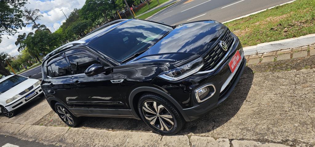 VOLKSWAGEN T-Cross - Foto