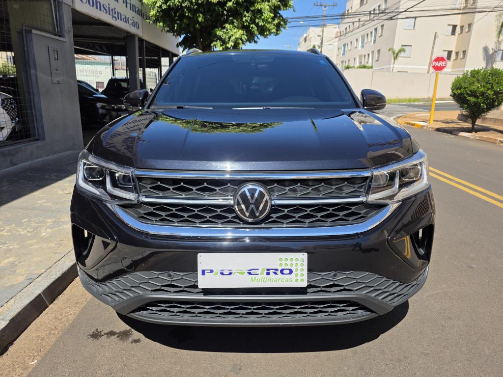 VOLKSWAGEN Taos - Foto