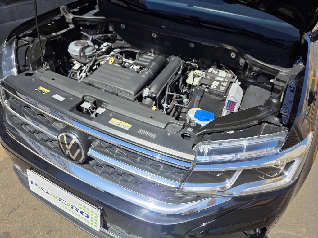 VOLKSWAGEN Taos - Foto