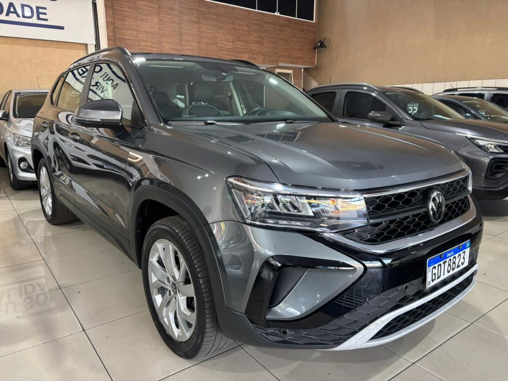 VOLKSWAGEN Taos - Foto