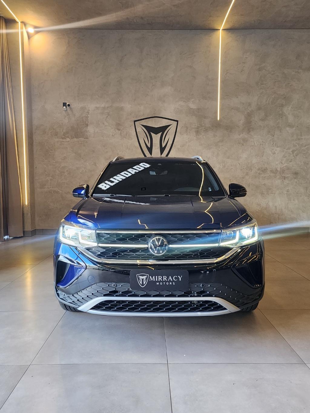 VOLKSWAGEN Taos - Foto