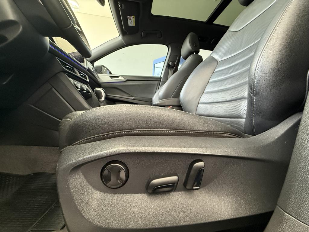 VOLKSWAGEN Taos - Foto